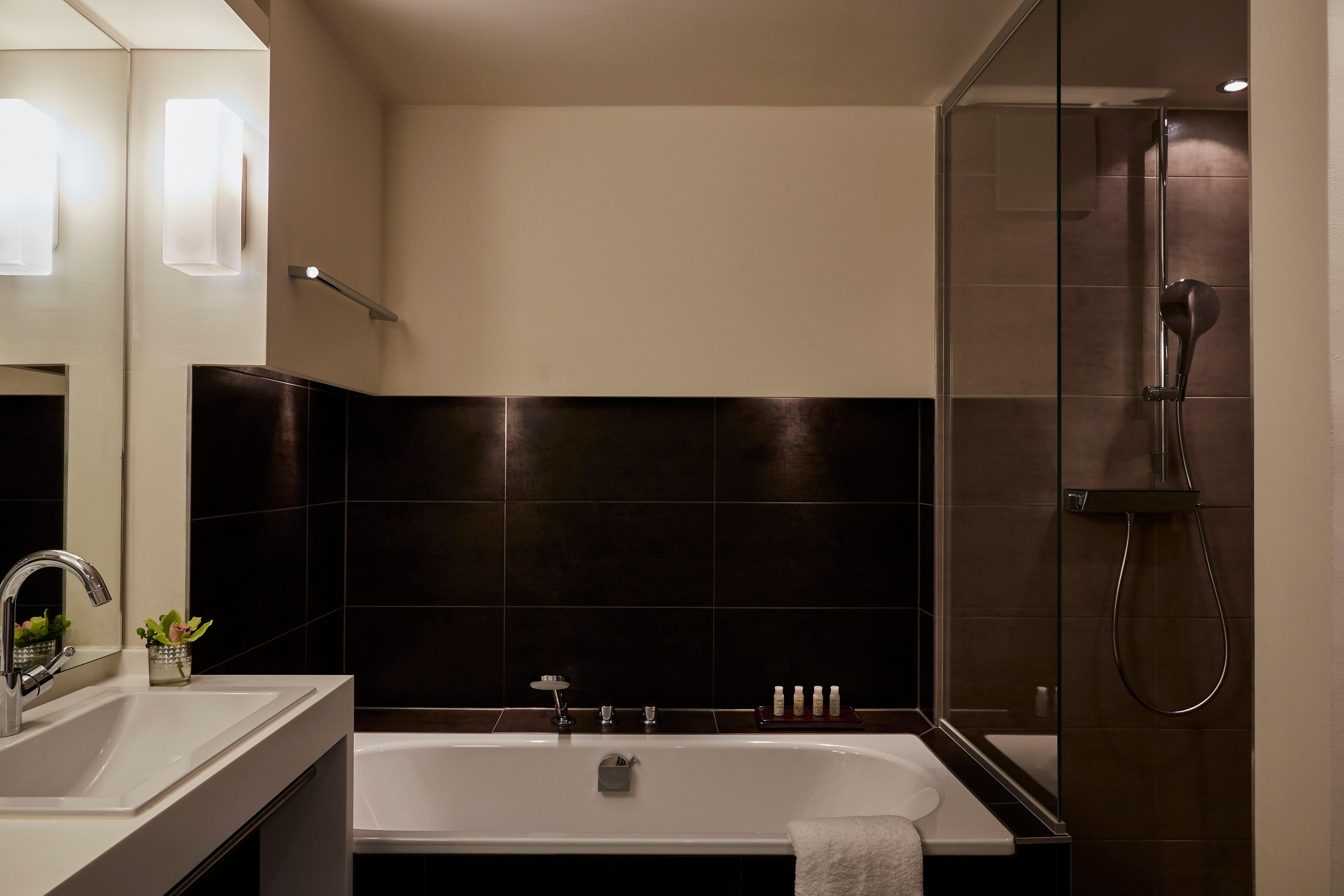 Hotel Indigo - Dusseldorf - Victoriaplatz By Ihg Kültér fotó